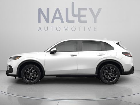 Used 2023 Honda HR-V Sport image 3