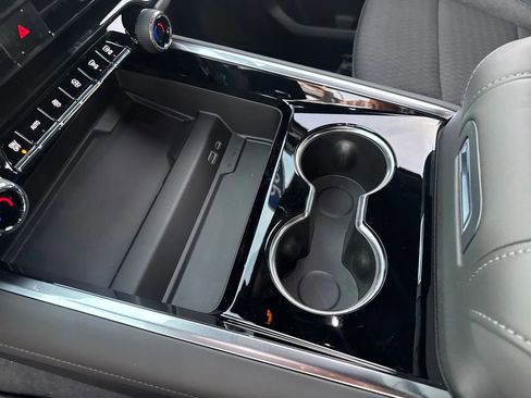 New 2026 Chevrolet Tahoe LS image 21