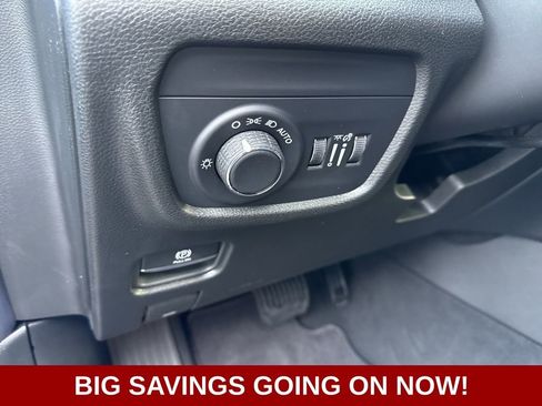 New 2025 Jeep Grand Cherokee L Laredo image 21