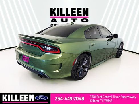 Used 2022 Dodge Charger GT w/ Performance Handling Group RWD image 9