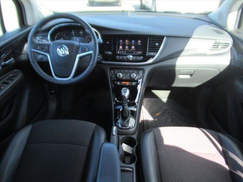 Used 2022 Buick Encore Preferred w/ Safety Package II image 11