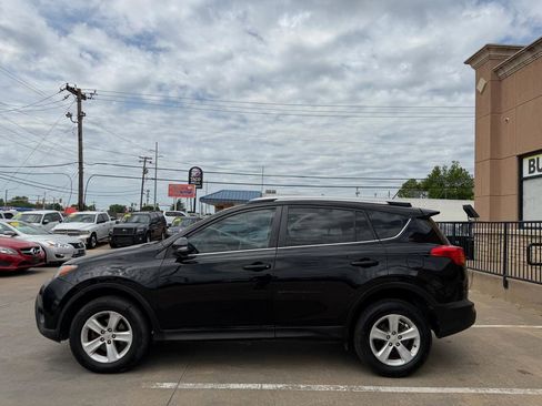 Used 2014 Toyota RAV4 XLE FWD image 11