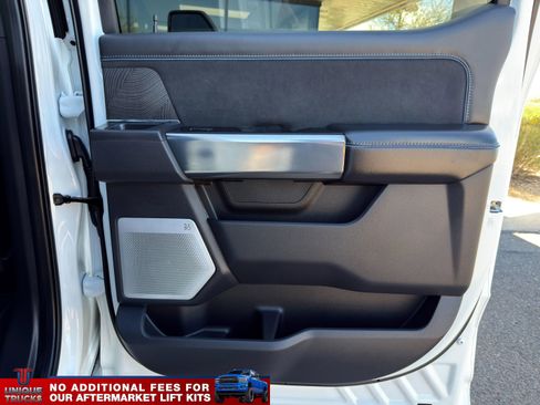 Used 2025 Ford F450 Platinum image 25