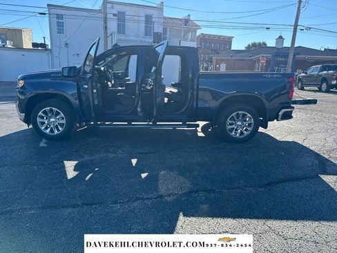 Used 2021 Chevrolet Silverado 1500 LTZ AWD/4WD image 28