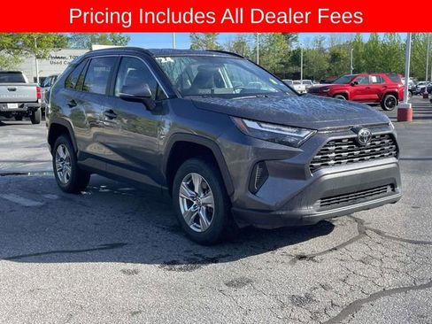 Used 2024 Toyota RAV4 XLE FWD image 7