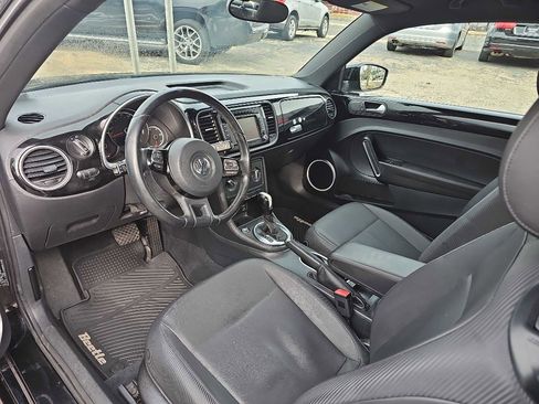 Used 2014 Volkswagen Beetle 2.5 image 9