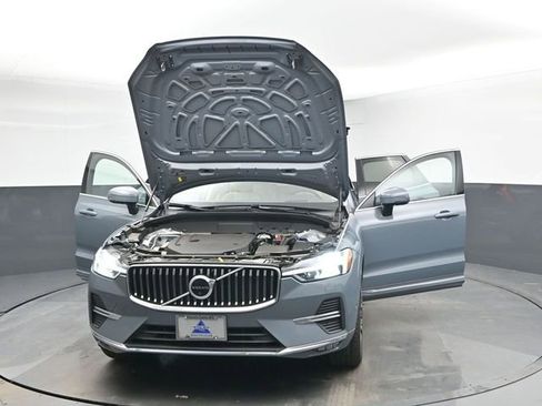 Used 2022 Volvo XC60 B6 Inscription w/ Advanced Package image 56