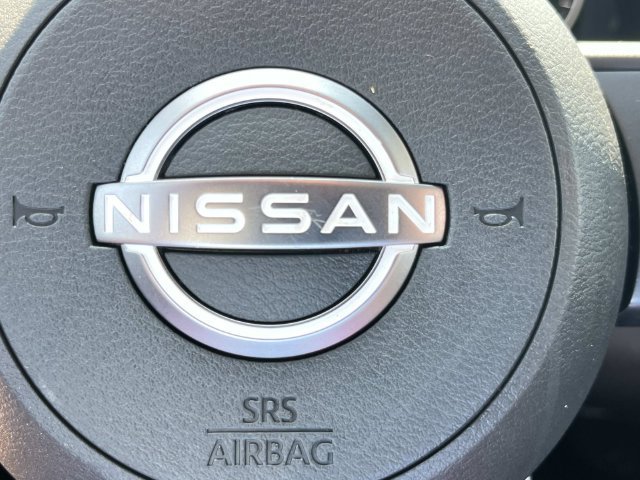 Used 2024 Nissan Rogue SV FWD image 34