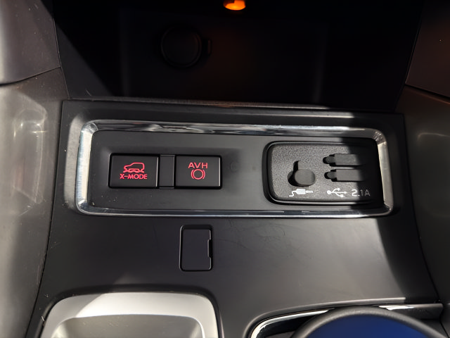 Used 2022 Subaru Ascent Limited w/ Technology Package AWD/4WD image 25