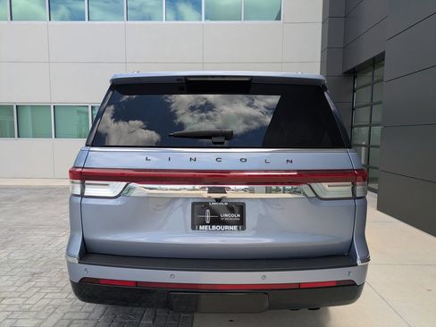 Used 2024 Lincoln Navigator Black Label AWD/4WD image 7