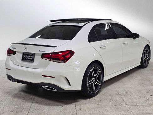 Certified 2022 Mercedes-Benz A 220 4MATIC image 3
