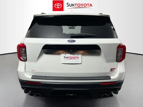Used 2023 Ford Explorer ST w/ Equipment Group 401A image 5