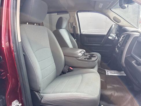 Used 2018 RAM 2500 Tradesman w/ Chrome Appearance Group image 24