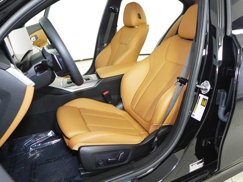 Used 2025 BMW 330i Sedan w/ Convenience Package RWD image 22