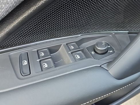 New 2026 Volkswagen Tiguan S AWD/4WD image 17