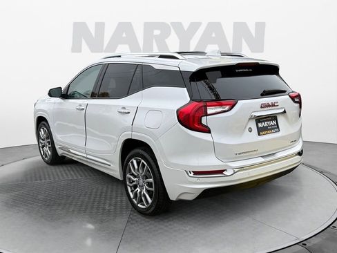 Used 2022 GMC Terrain Denali w/ LPO, Floor Liner Package image 5