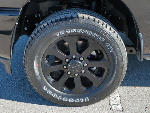 New 2026 RAM 2500 Laramie AWD/4WD image 11