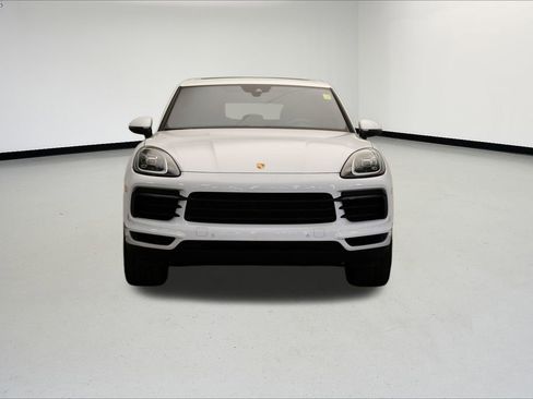 Used 2022 Porsche Cayenne image 10
