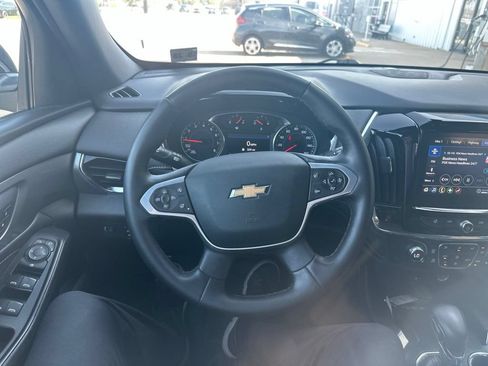 Used 2023 Chevrolet Traverse LT w/ LPO, Floor Liner Package AWD/4WD image 10