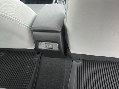 Certified 2025 Toyota Corolla LE FWD image 15