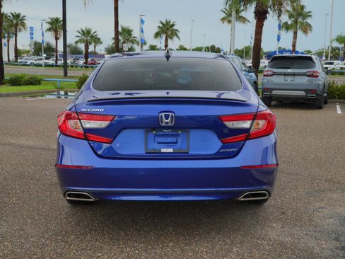 Used 2022 Honda Accord Sport image 6
