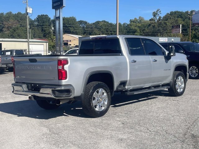 Used 2022 Chevrolet Silverado 2500 LTZ w/ LTZ Plus Package AWD/4WD image 3