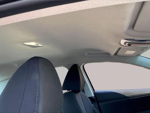 Certified 2024 Hyundai Elantra SEL FWD image 27