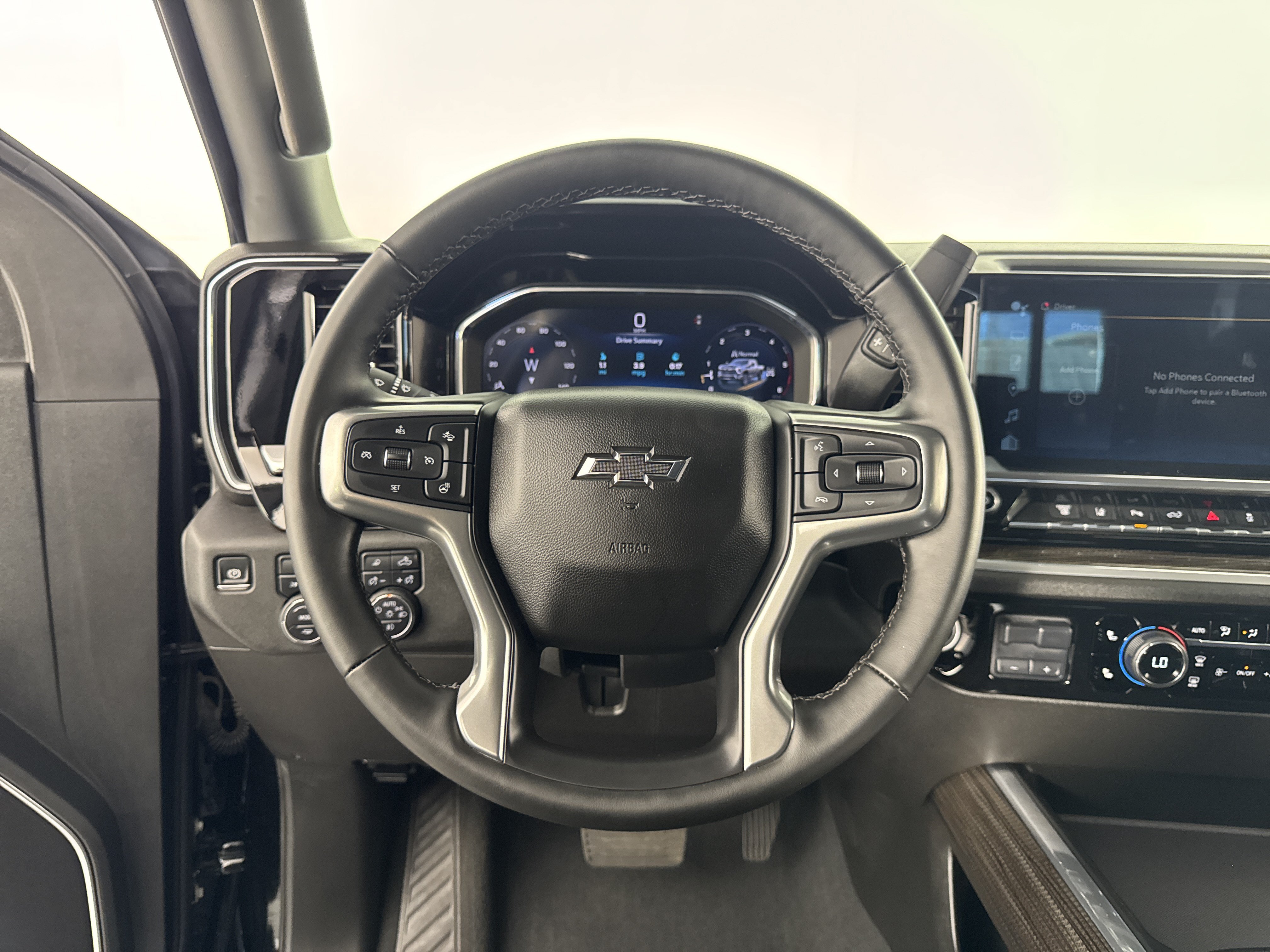 Used 2025 Chevrolet Silverado 2500 LT w/ Trail Boss Package AWD/4WD image 30