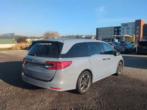 Used 2023 Honda Odyssey Elite image 6
