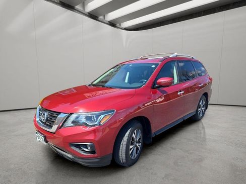 Used 2017 Nissan Pathfinder SL w/ SL Premium Package image 1