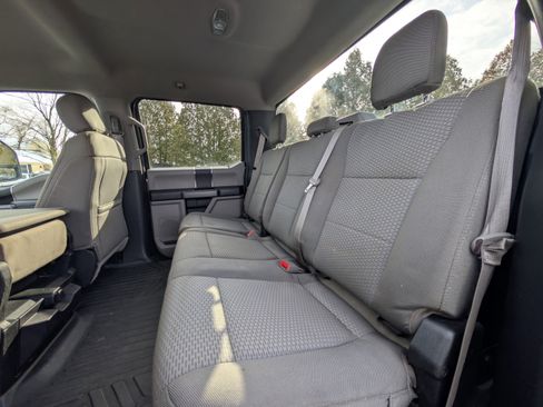 Used 2019 Ford F250 XLT w/ Snow Plow Prep Package image 32