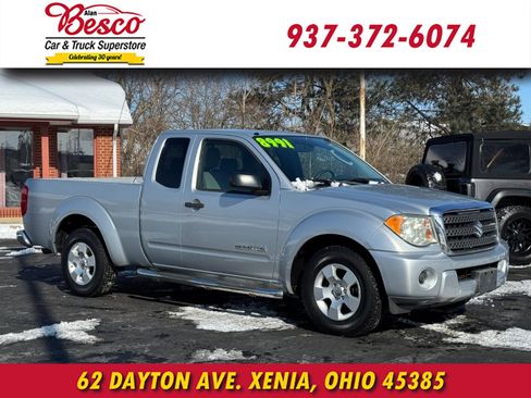 Used 2011 Suzuki Equator Premium image 1