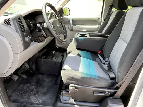 Used 2009 GMC Sierra 1500 W/T image 15