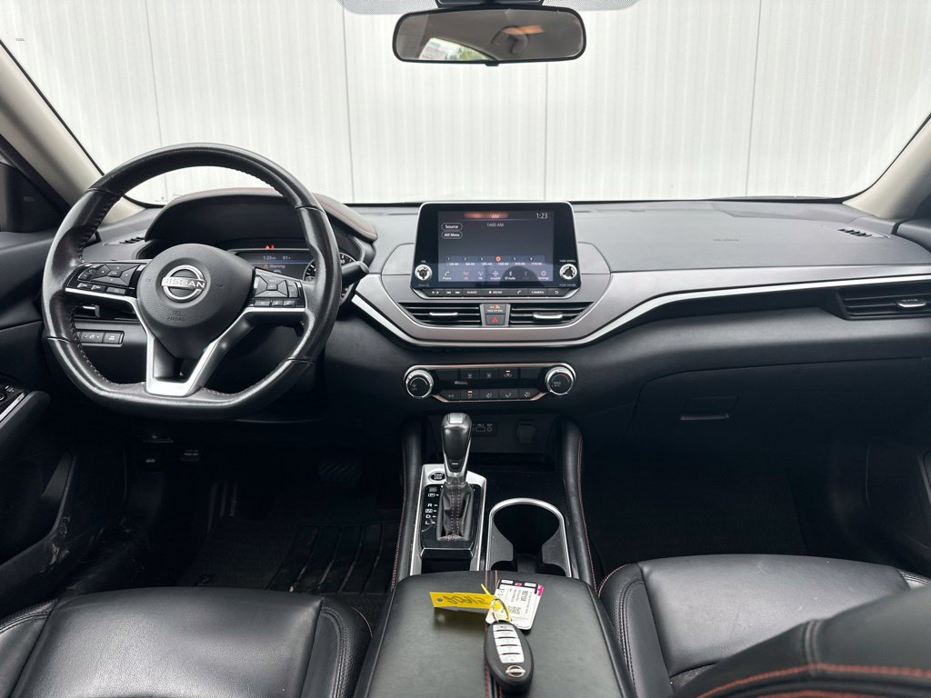 Used 2024 Nissan Altima 2.5 SR FWD image 33