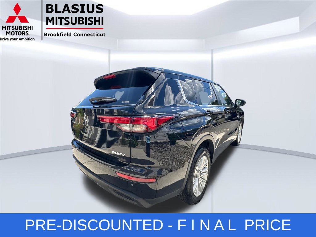 Used 2025 Mitsubishi Outlander ES AWD/4WD image 9