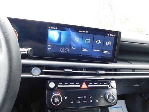 Used 2025 Hyundai Tucson SEL image 9