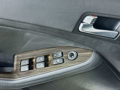 Used 2015 Kia Optima EX image 19