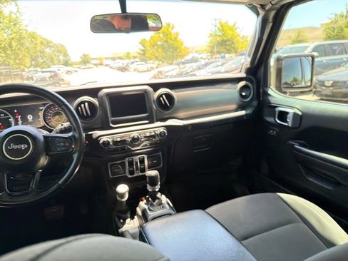 Used 2020 Jeep Wrangler Unlimited Sport AWD/4WD image 28
