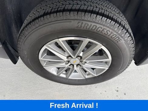 Used 2023 Chevrolet Traverse LT FWD image 21