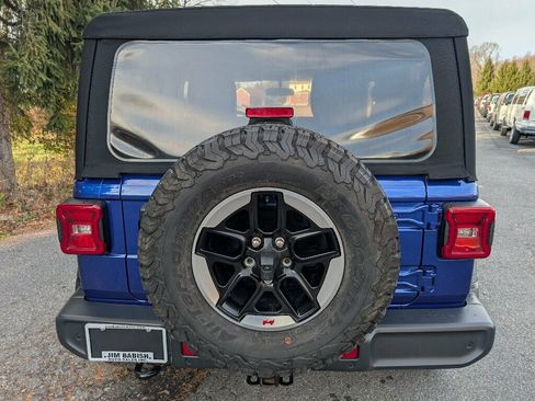 Used 2018 Jeep Wrangler Sport image 6