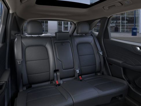 New 2025 Ford Escape SE image 11