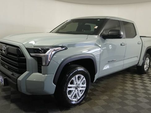 Used 2026 Toyota Tundra SR5 w/ SR5 Premium Package AWD/4WD image 7