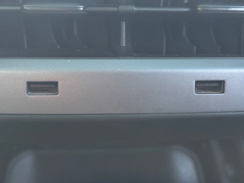 Used 2018 Tesla Model 3 Long Range image 6