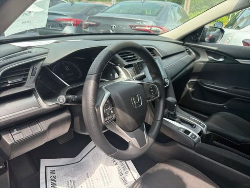 Used 2018 Honda Civic EX image 16