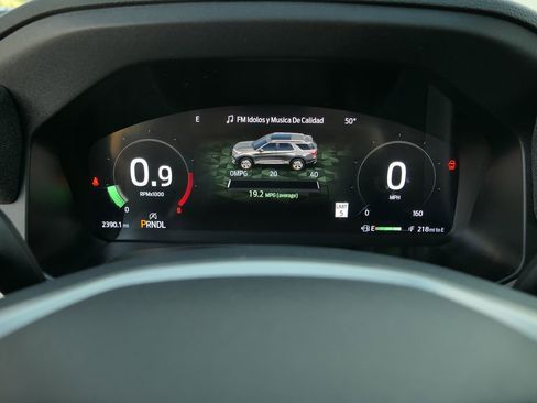 Used 2025 Ford Explorer Active w/ Active Comfort Package image 17