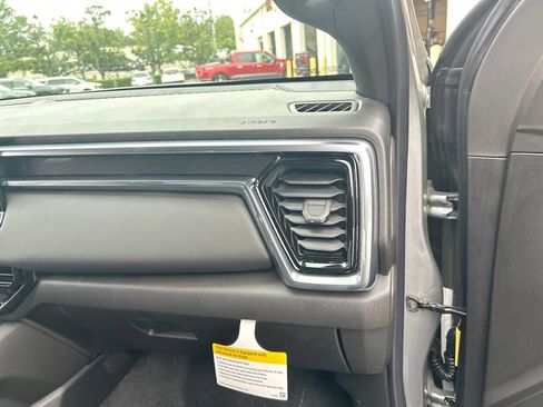 New 2026 GMC Canyon Elevation w/ Convenience Package image 28