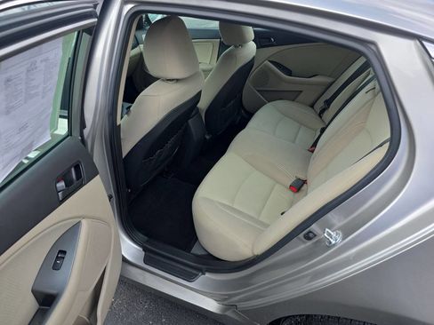 Used 2013 Kia Optima LX FWD image 11