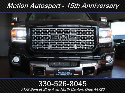 Used 2016 GMC Sierra 3500 Denali w/ Duramax Plus Package AWD/4WD image 42