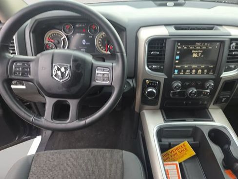 Used 2017 RAM 1500 Big Horn image 10