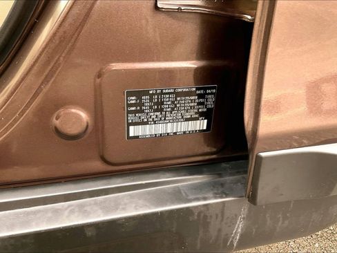 Used 2019 Subaru Outback 2.5i Limited w/ Popular Package #2 image 37